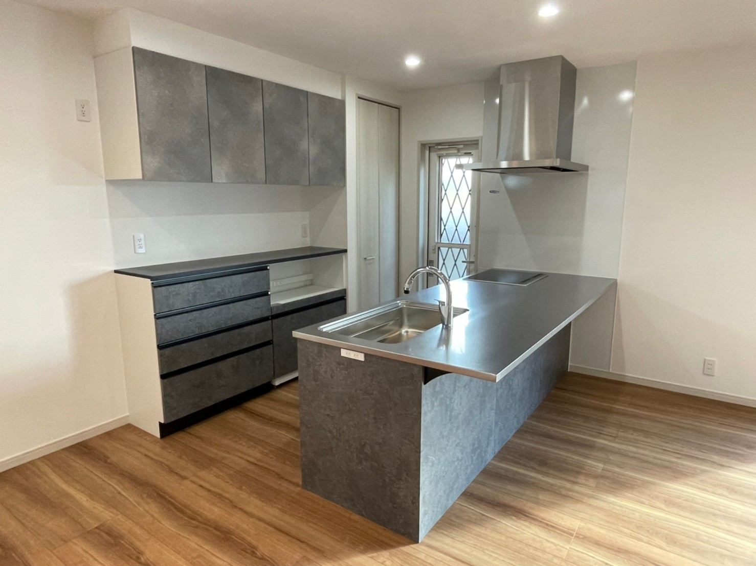 41138321-710aa34026f77a9016cb656fa34851cc-21111901 (1)